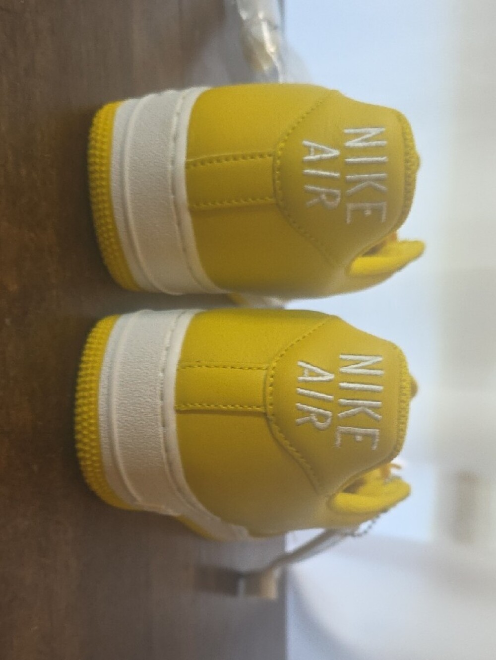 Nike Air Force 1's Mens Size 8/womens 9.5 Bright Yellow Low-Top Sneakers NO BOX - Picture 8 of 9